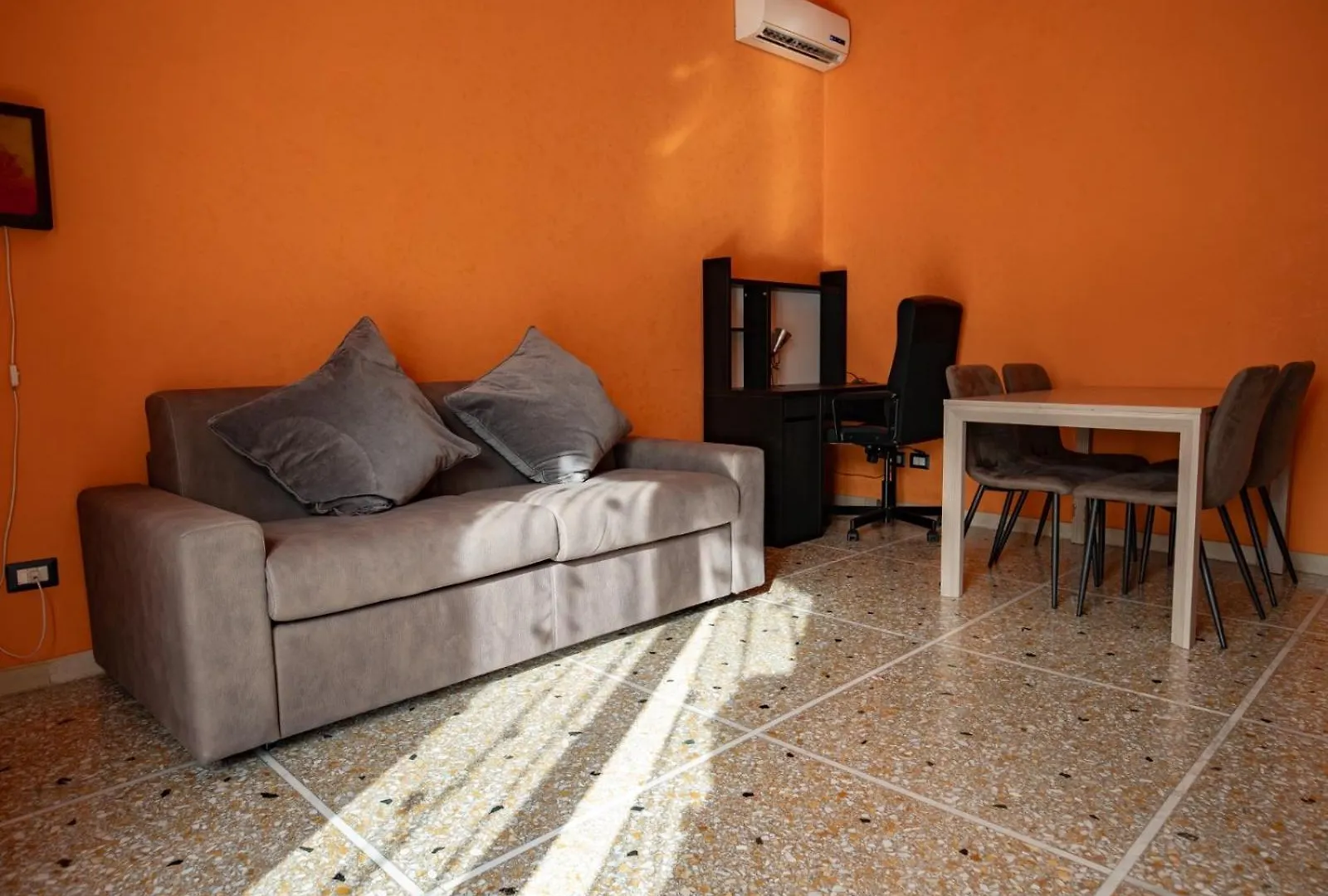 Domus Tuscolana Apartment Rome